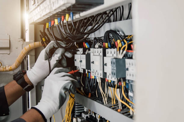 Best Commercial Electrician Services  in Elmsford, NY
